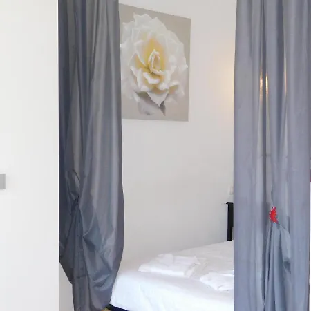 T1 Bis Standing Le Vitoria Climatisation, Proche Plage Apartment
